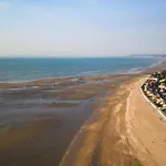 Appartement Les Terrasses Du Casino-2 By Interhome Cabourg